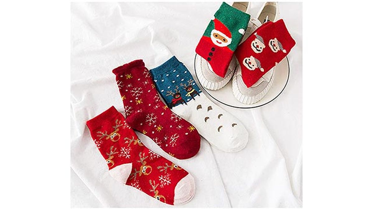 5 calcetines calentitos y divertidos de amazon con los que disfrutar esta navidad likeraini