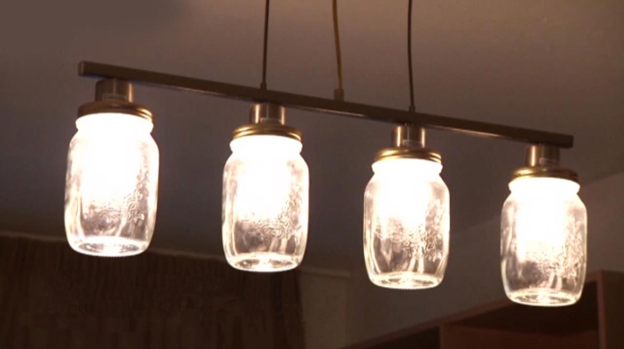 Lámpara con tarros de cristal paso