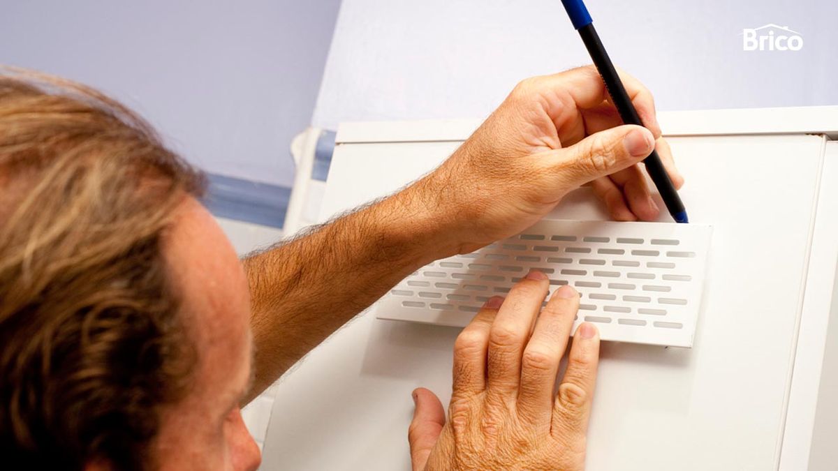 Bricomania Rejilla aireacion para mueble p1