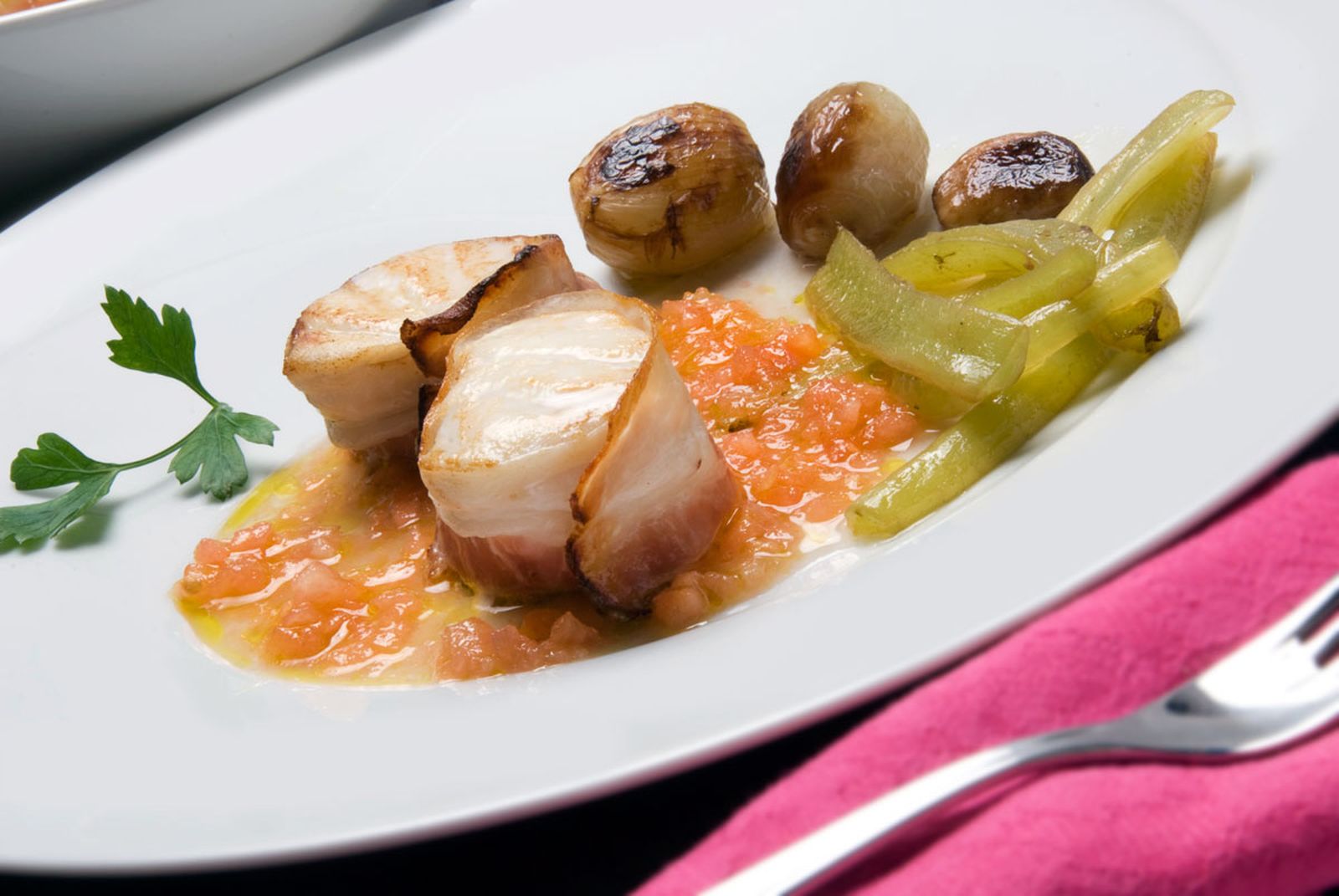 234 Medallon de rape con borraja (4849) xl