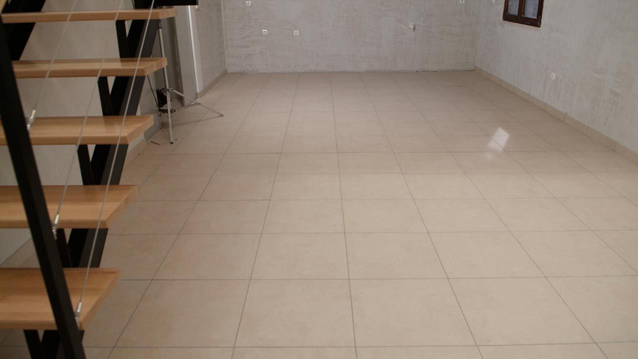 Revestir suelo con gres sin obra paso 25
