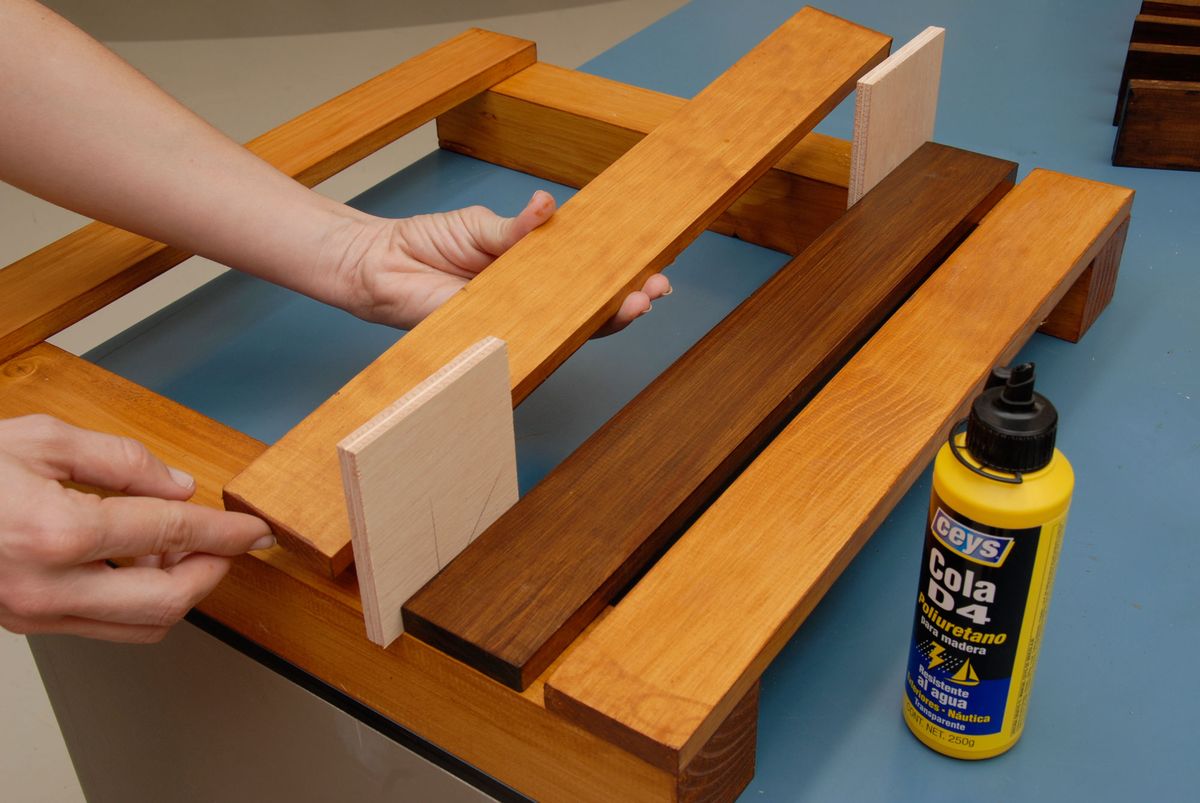 Restaurar banco y cubrejardineras paso 12