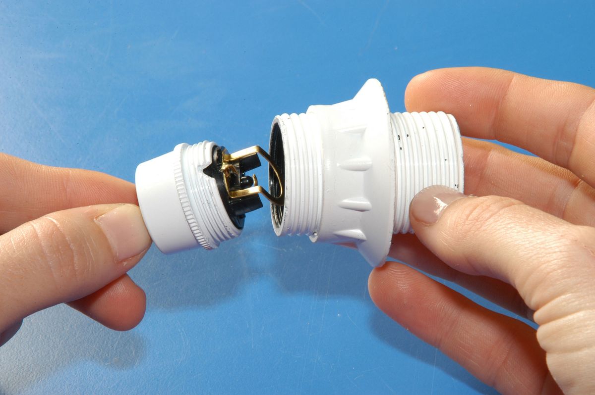 Lámpara de plástico paso 4