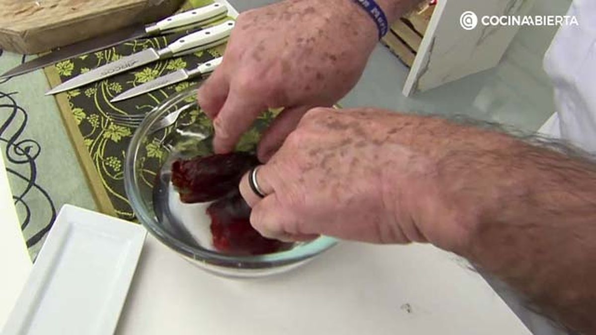 5745 1 Manitas de cerdo guisadas (1130) paso2