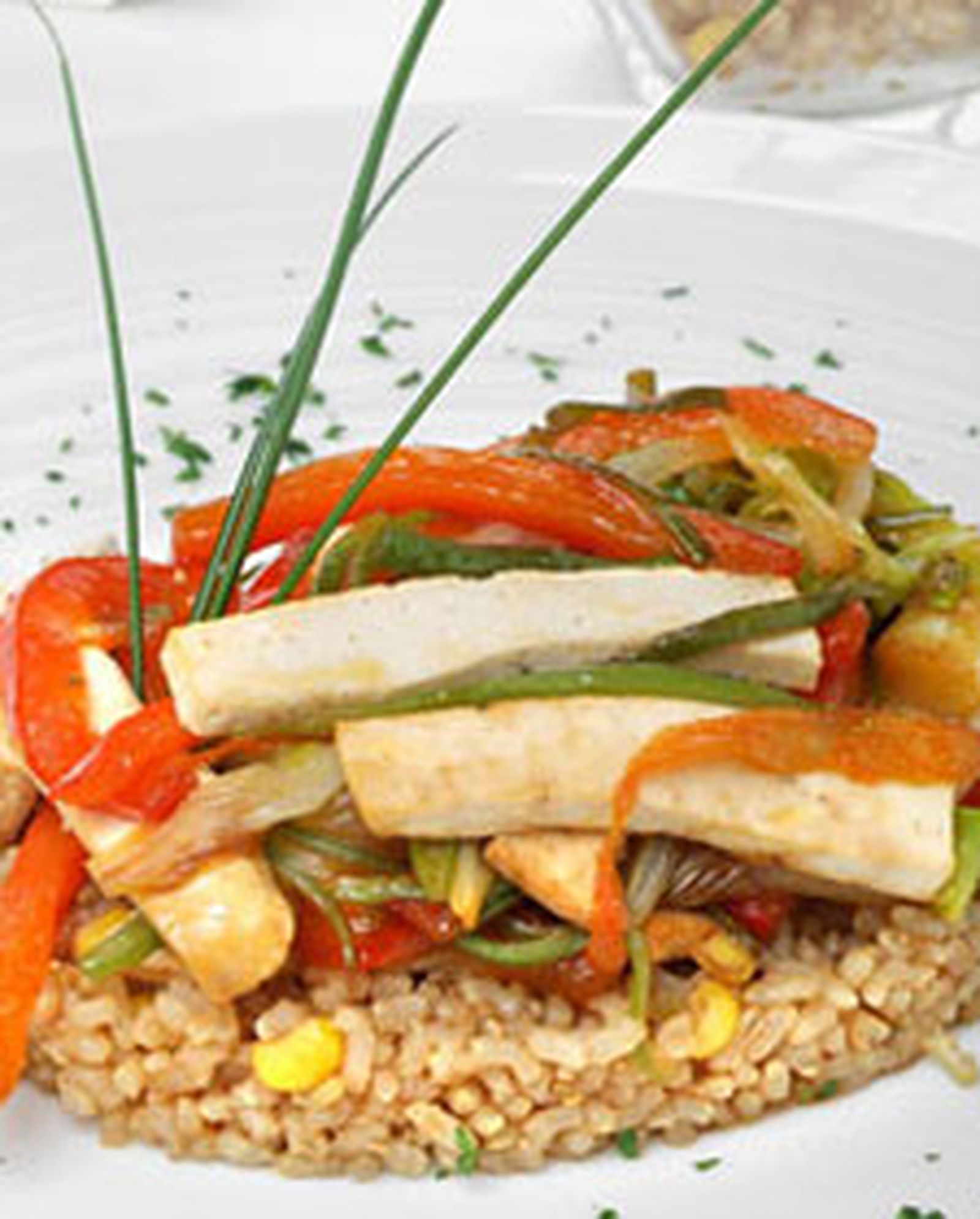 0017 arroz integral con tofu y verduras l