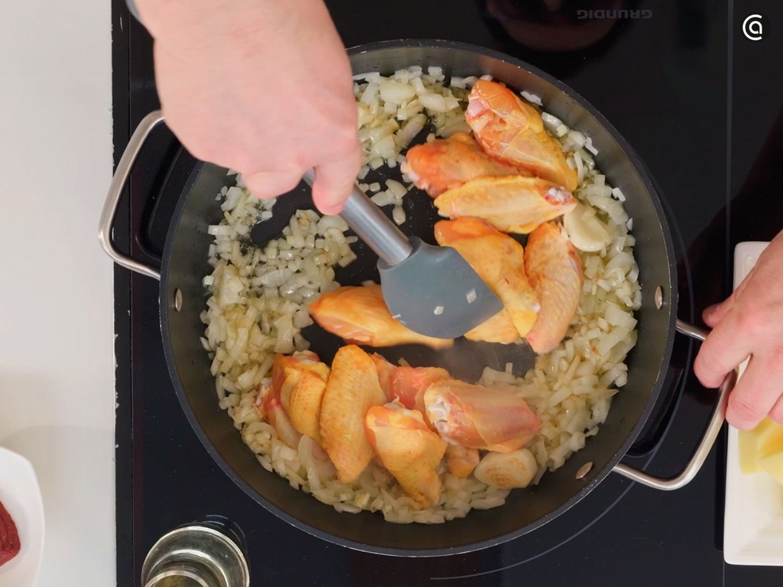 Alitas de pollo guisadas - paso 1