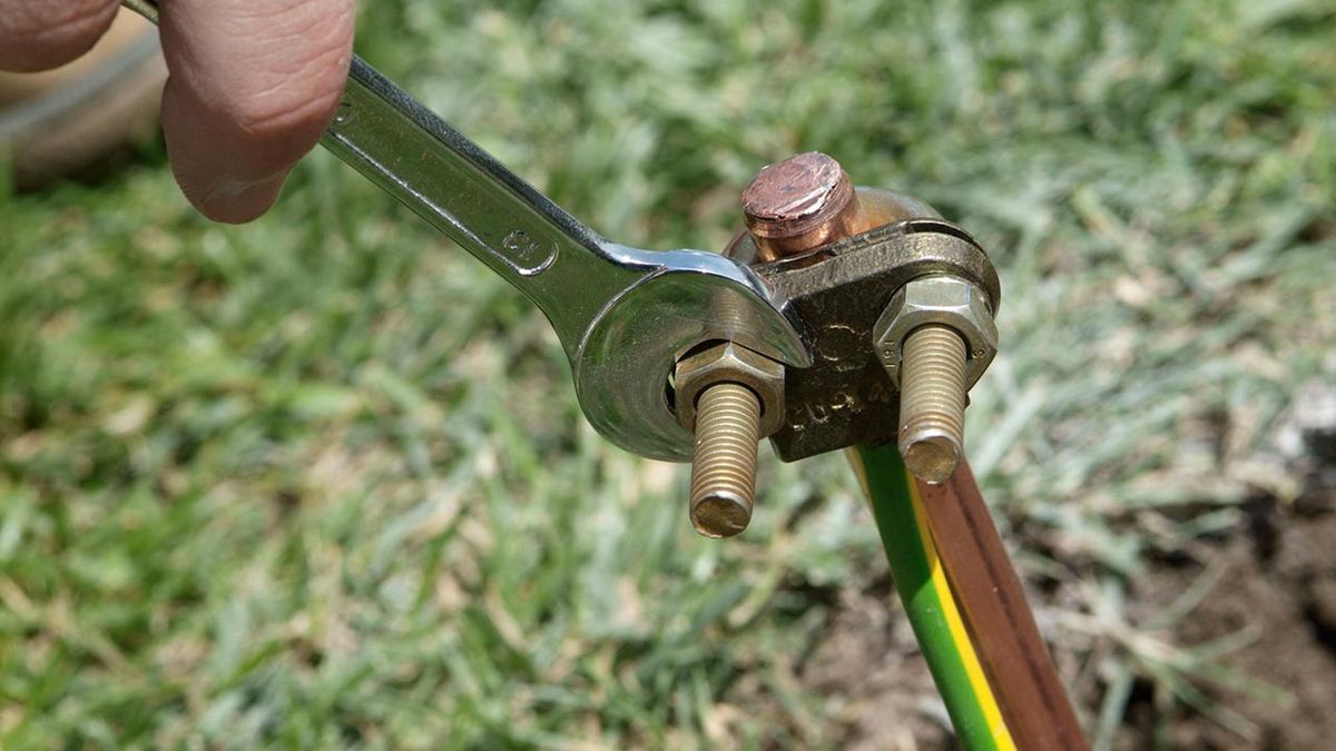 Colocación de escalera en piscina paso 5