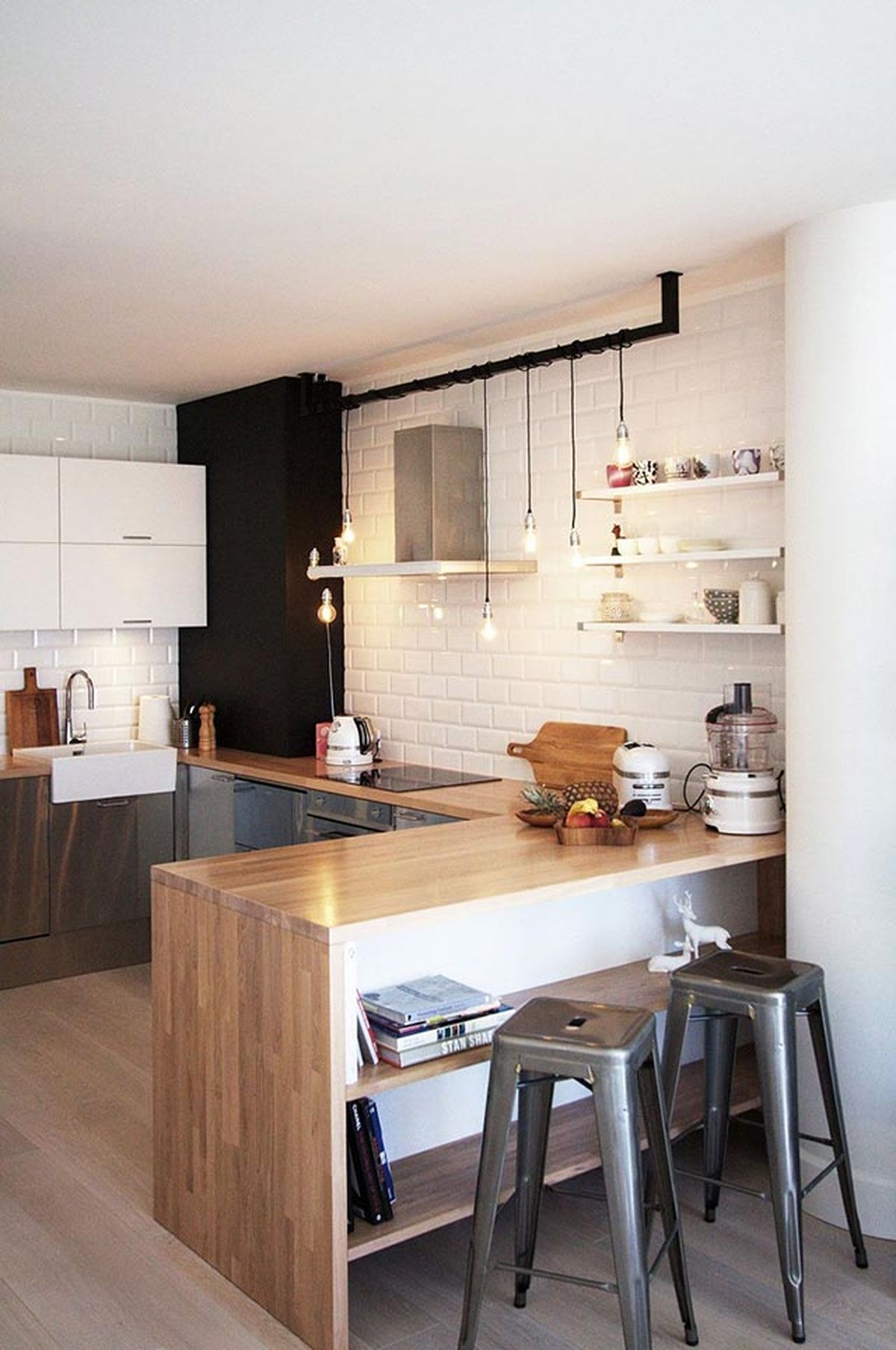 Cocinas con barra una tendencia decorativa y funcional 8