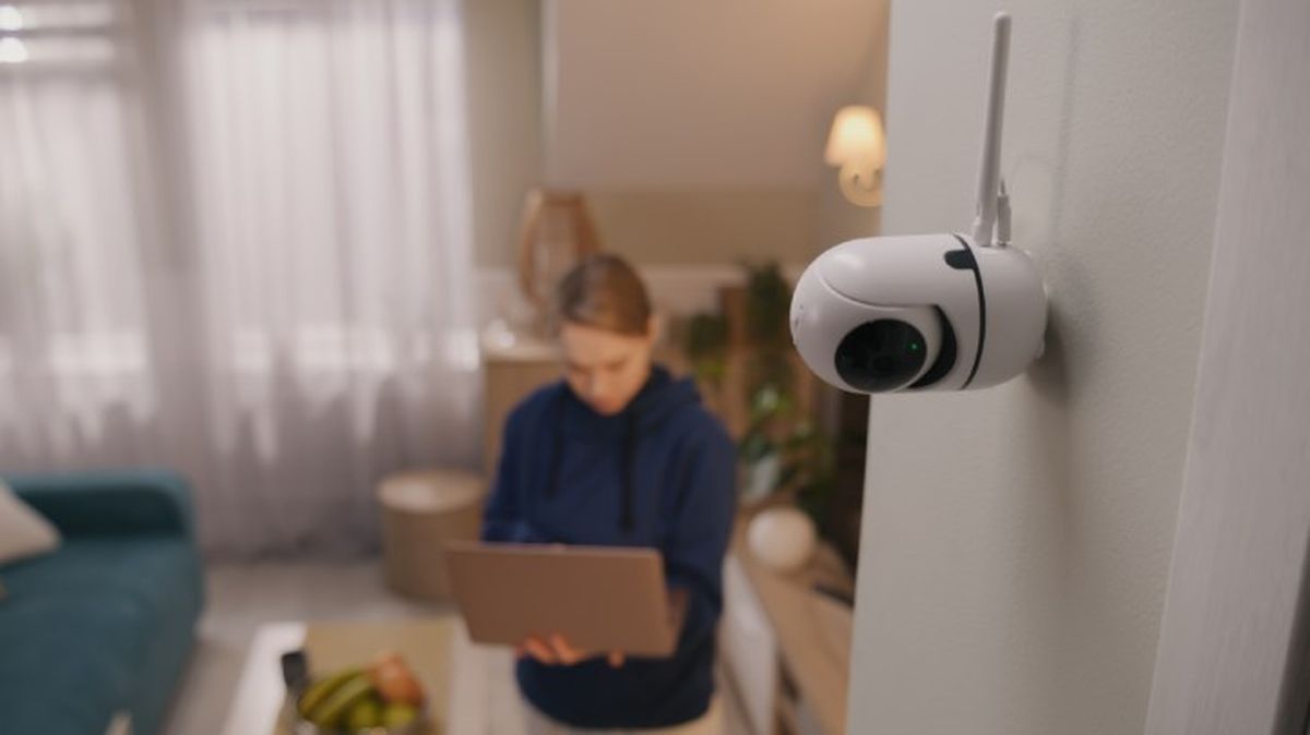 Con una cámara de seguridad tu casa queda más protegida