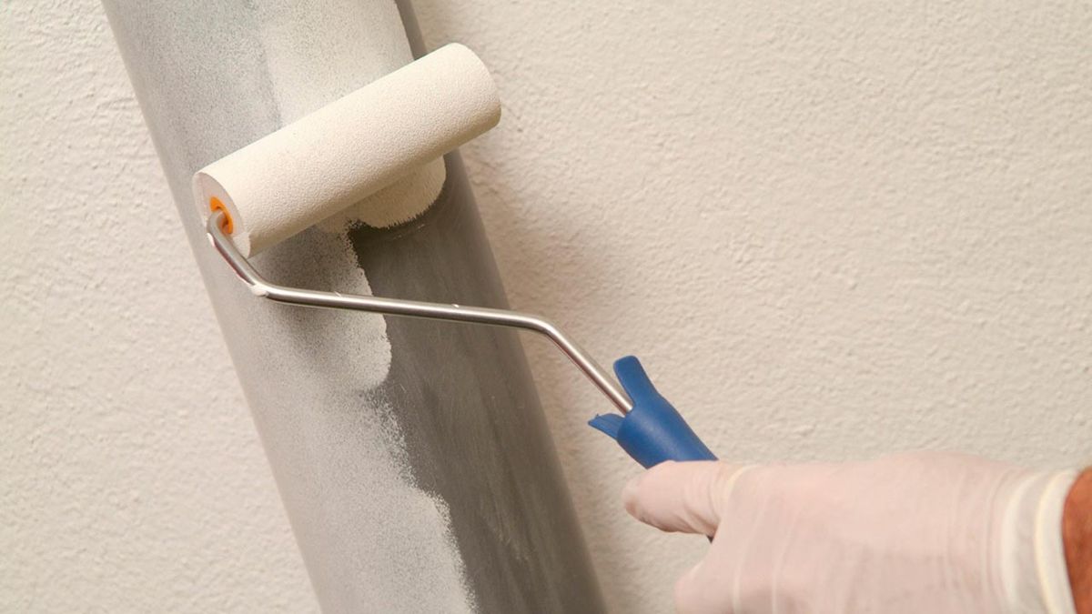 Pintar la bajante de la tubería paso 5