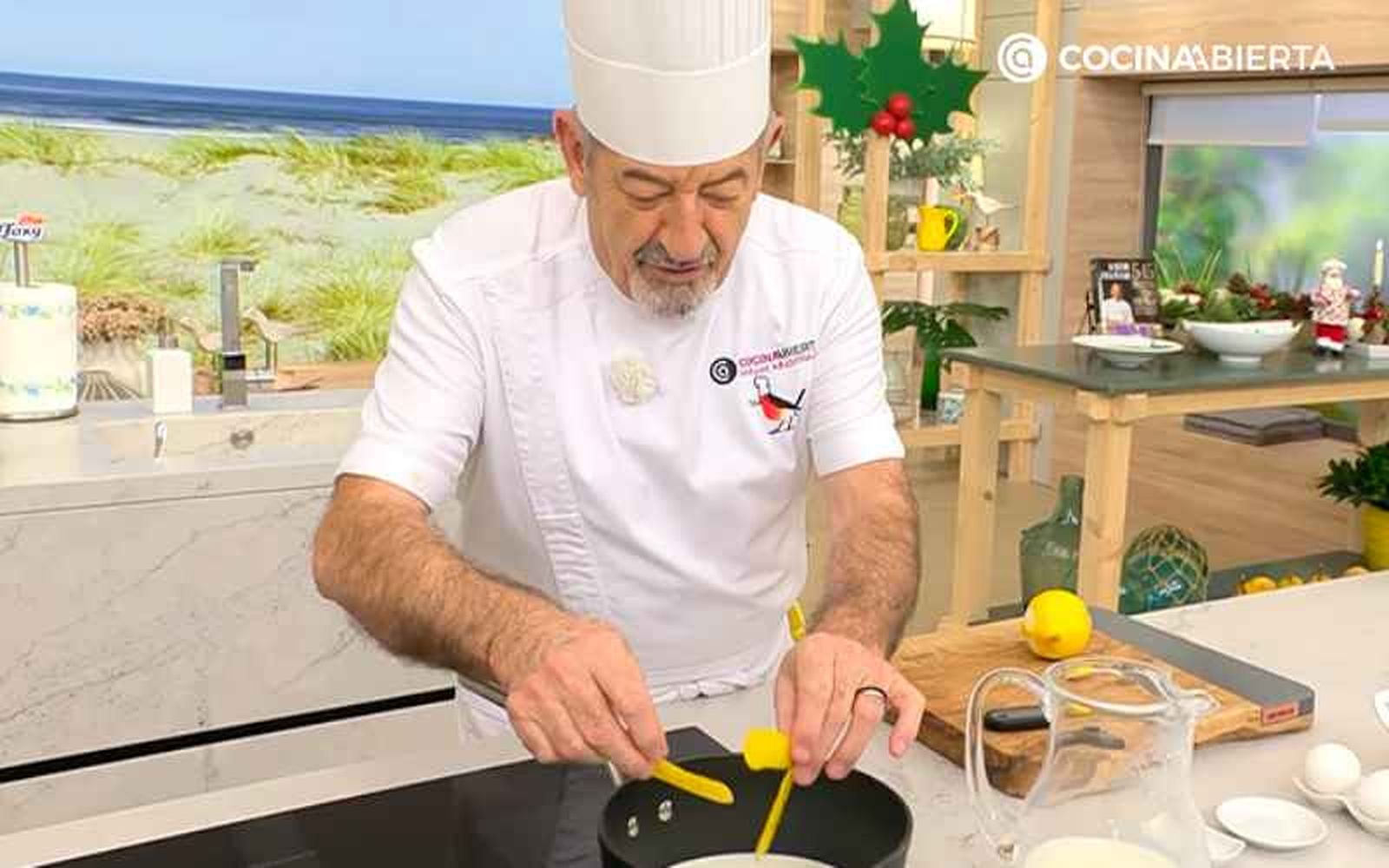 Infusiona la leche con cáscara de limón