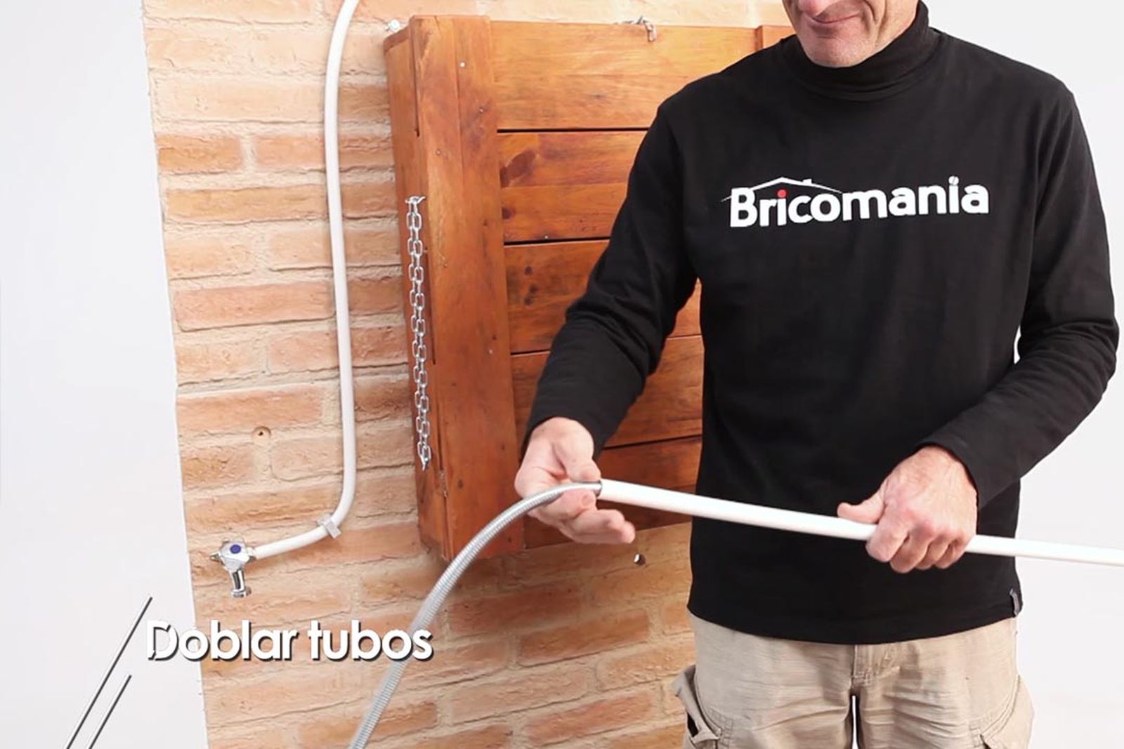 brico 1014 briconsejo 2 doblar tubos paso 3