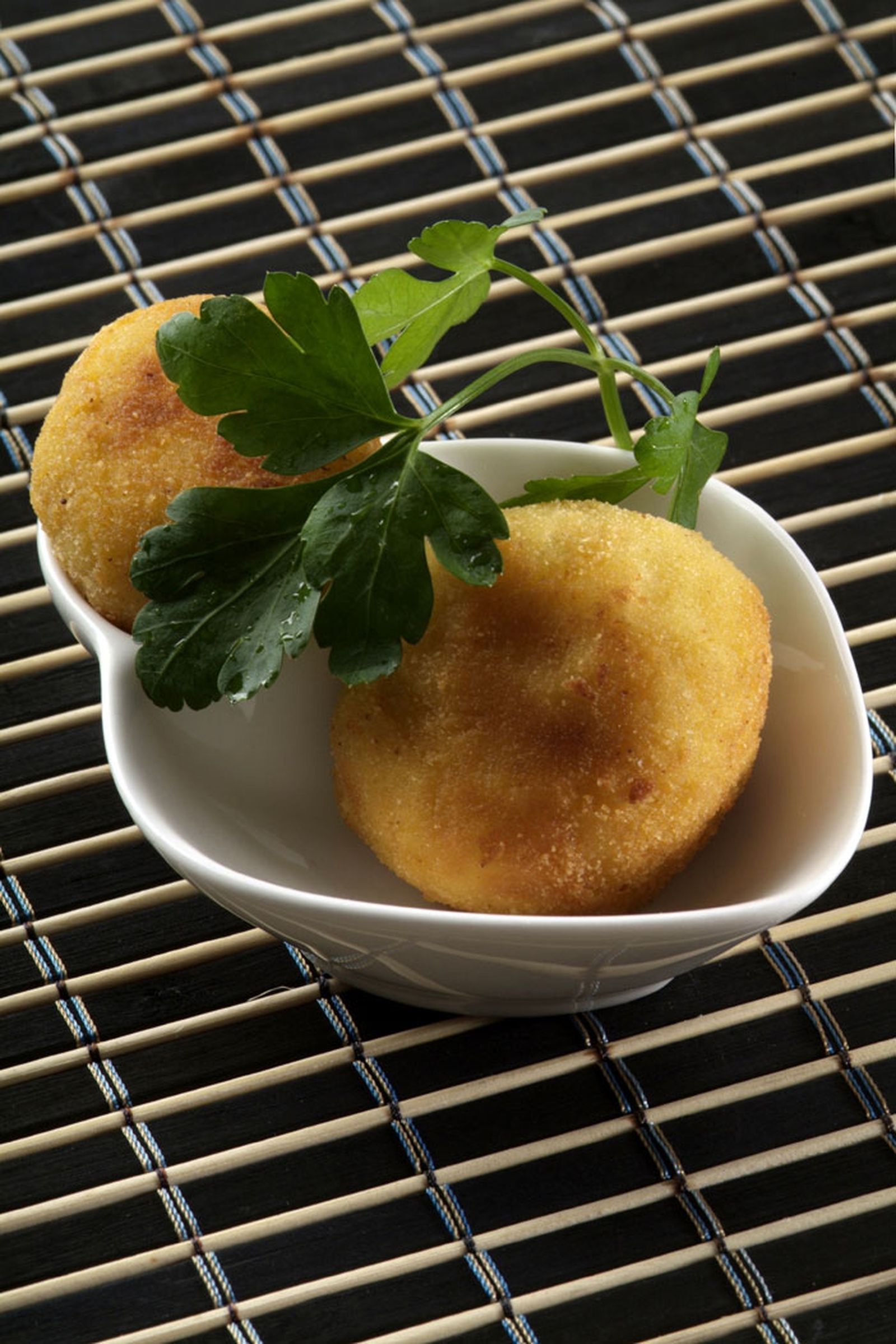 Croquetas de gallina y huevo
