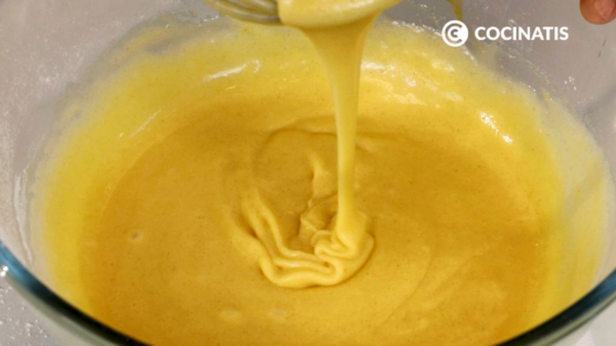 receta bizcocho en freidora de aire paso 2