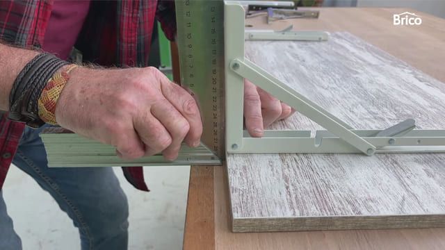 Bricomania 010 hacer una mesa plegable para balcón paso5