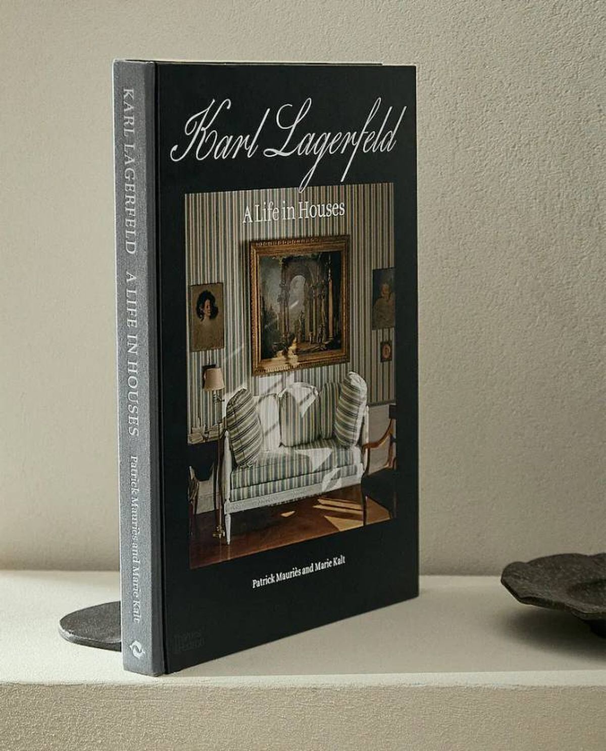 libro decorativos karl lagerfeld zara home