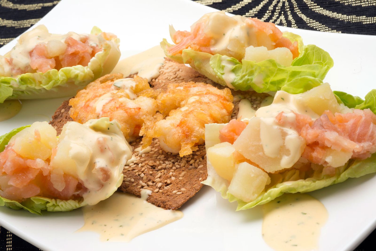 5295 Cogollos rellenos con gambones rebozados (680) xl