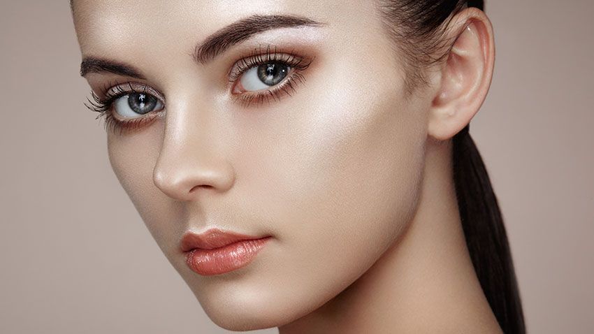 iluminador cejas