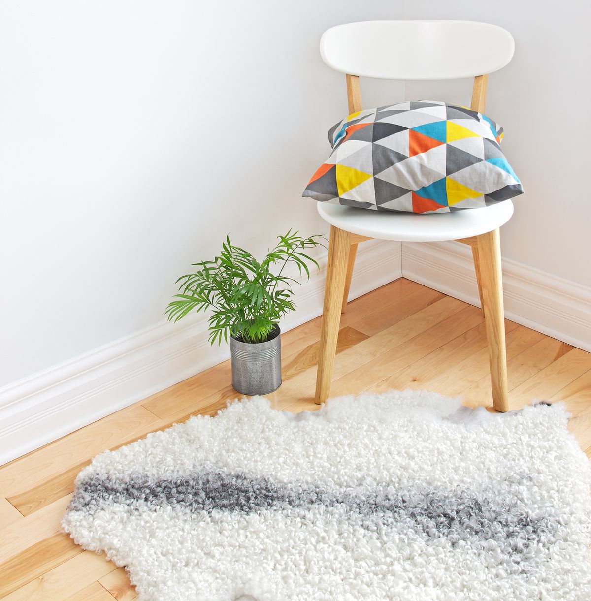 ideas decorar dormitorio estilo nordico cojin geometrico