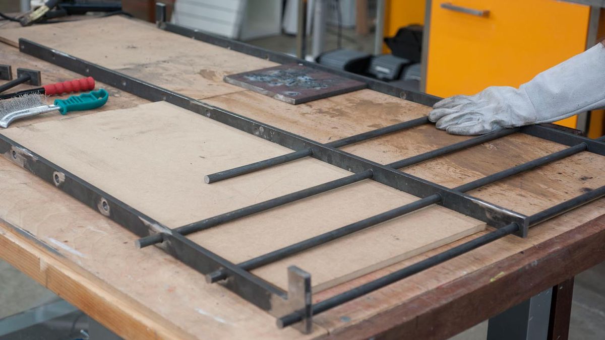 Bricomania 692 Crear verja para ventana p9