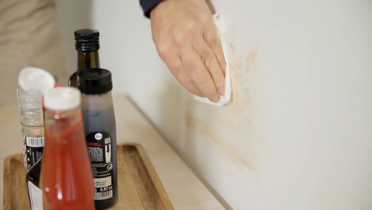 Manchas amarillas en una pared común / Imagen: Hogarmania