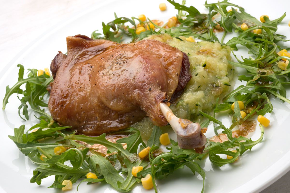 534 Confit de pato con ensalada de calabacín (5149) xl
