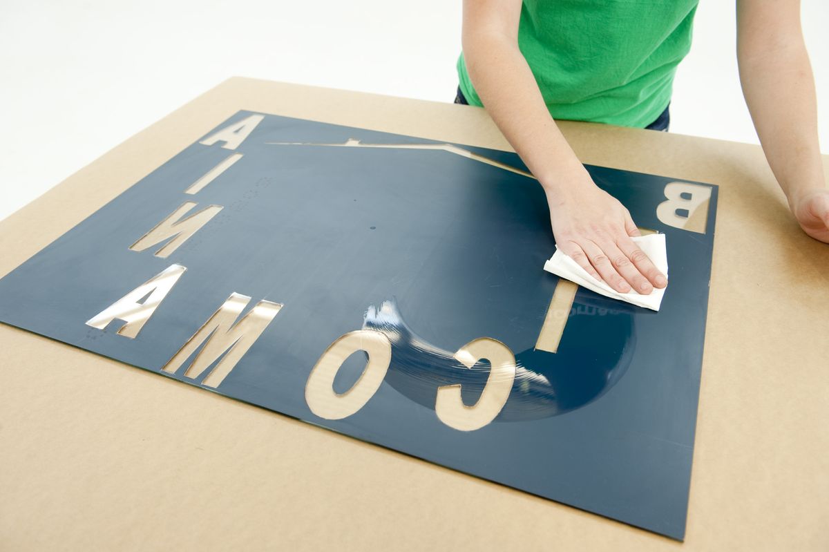 Grabar letras en espejo paso 7