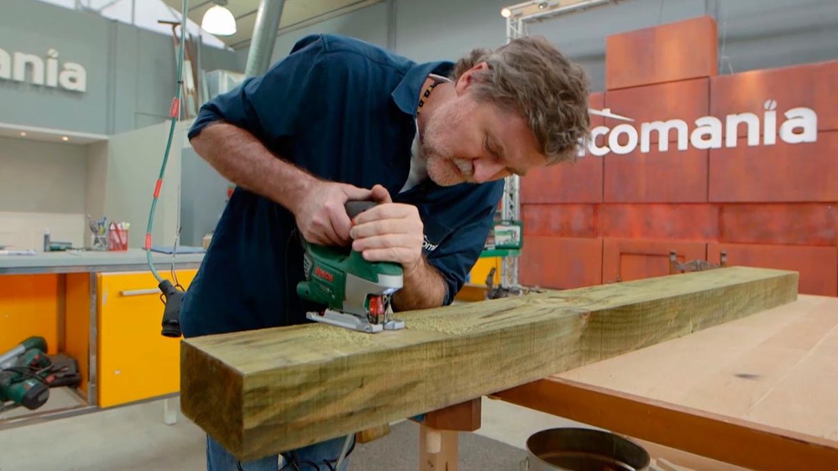 Cómo hacer bancos con traviesas de madera paso 1