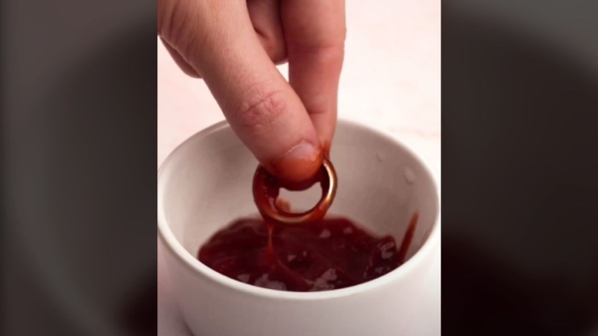 limpiar joyas con ketchup