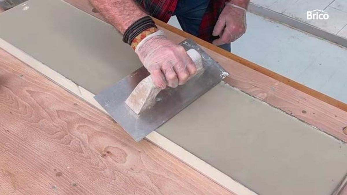 Como hacer una balda flotante de estilo industrial paso 11