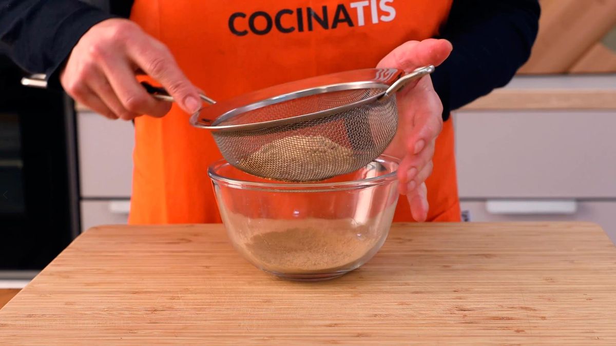 Receta de coulant de turrón para Navidad   Paso 1