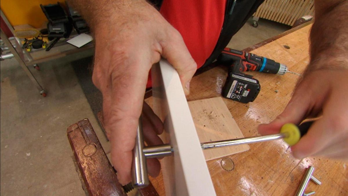 Cómo hacer una cocina de juguete paso 15