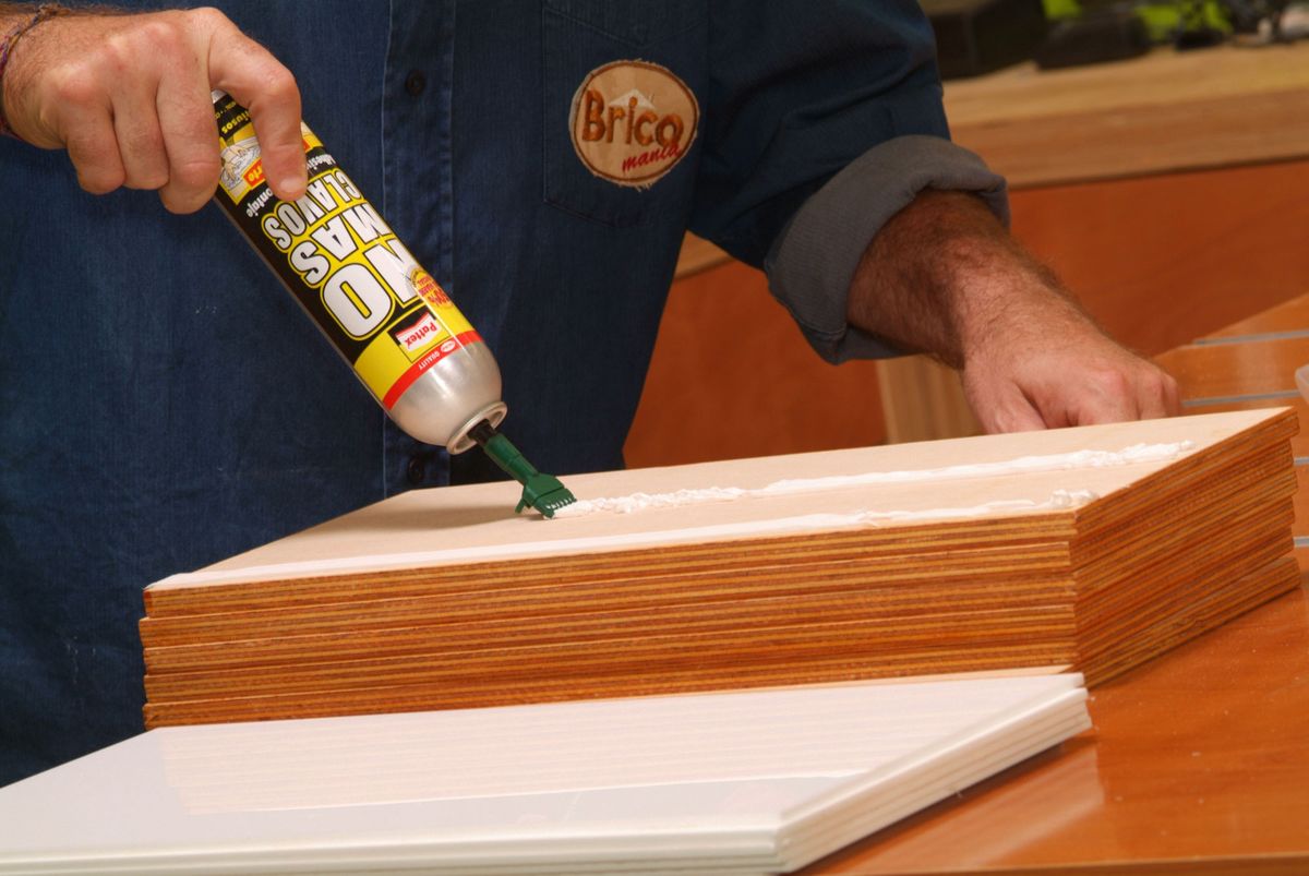 Estantería con baldas móviles paso 11