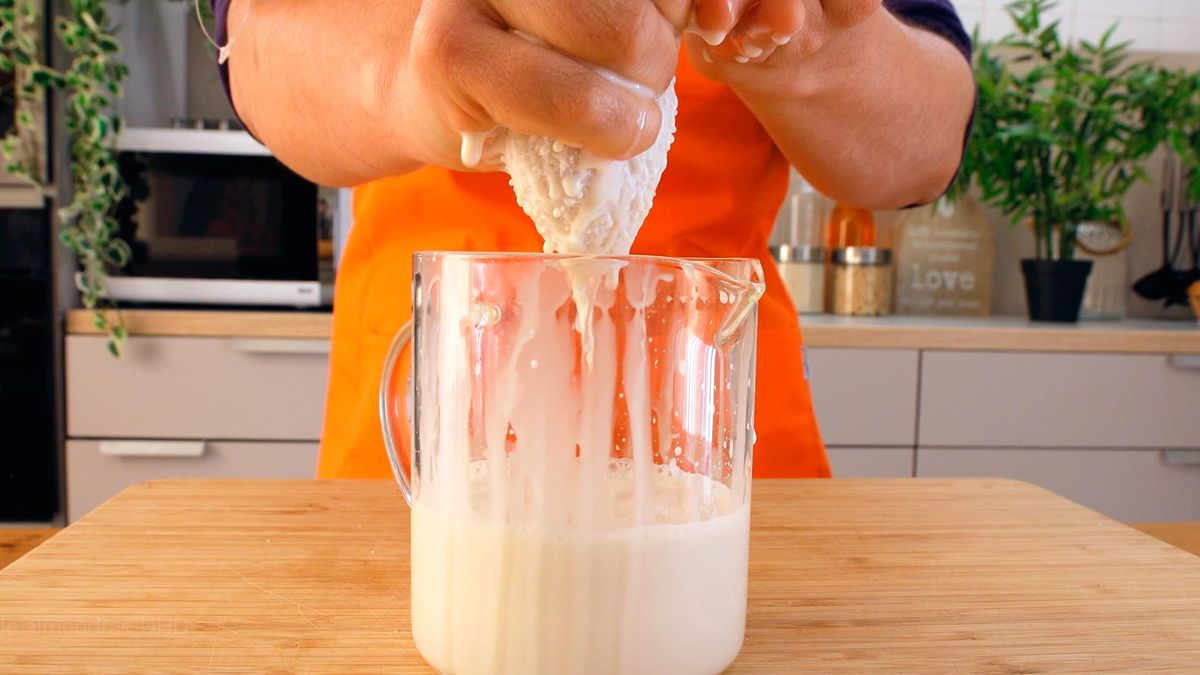 Leche de almendras casera sin azúcar   paso 5
