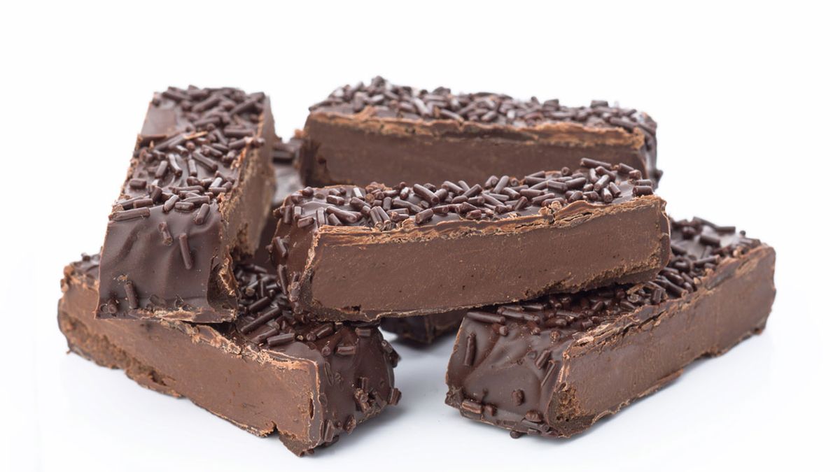 por que comemos turron en navidad origen y variedades turron trufa