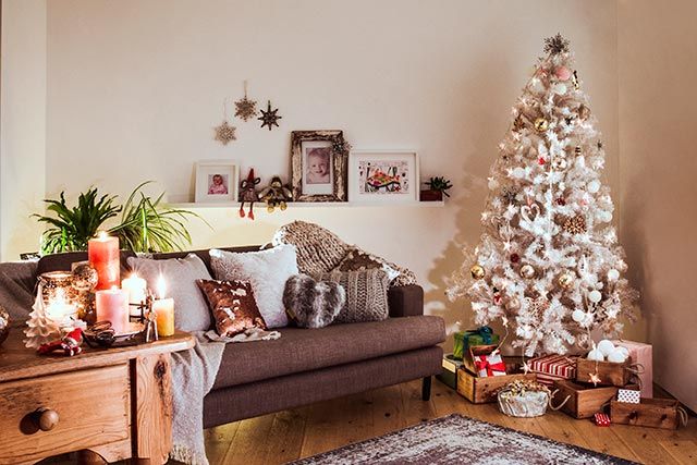 como decorar arbol navidad blanco adornos dorados