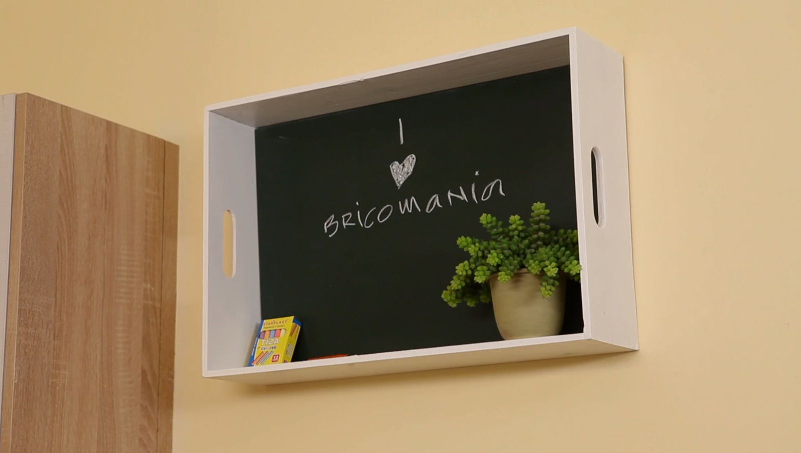 Hacer una pizarra de tiza con una caja de madera