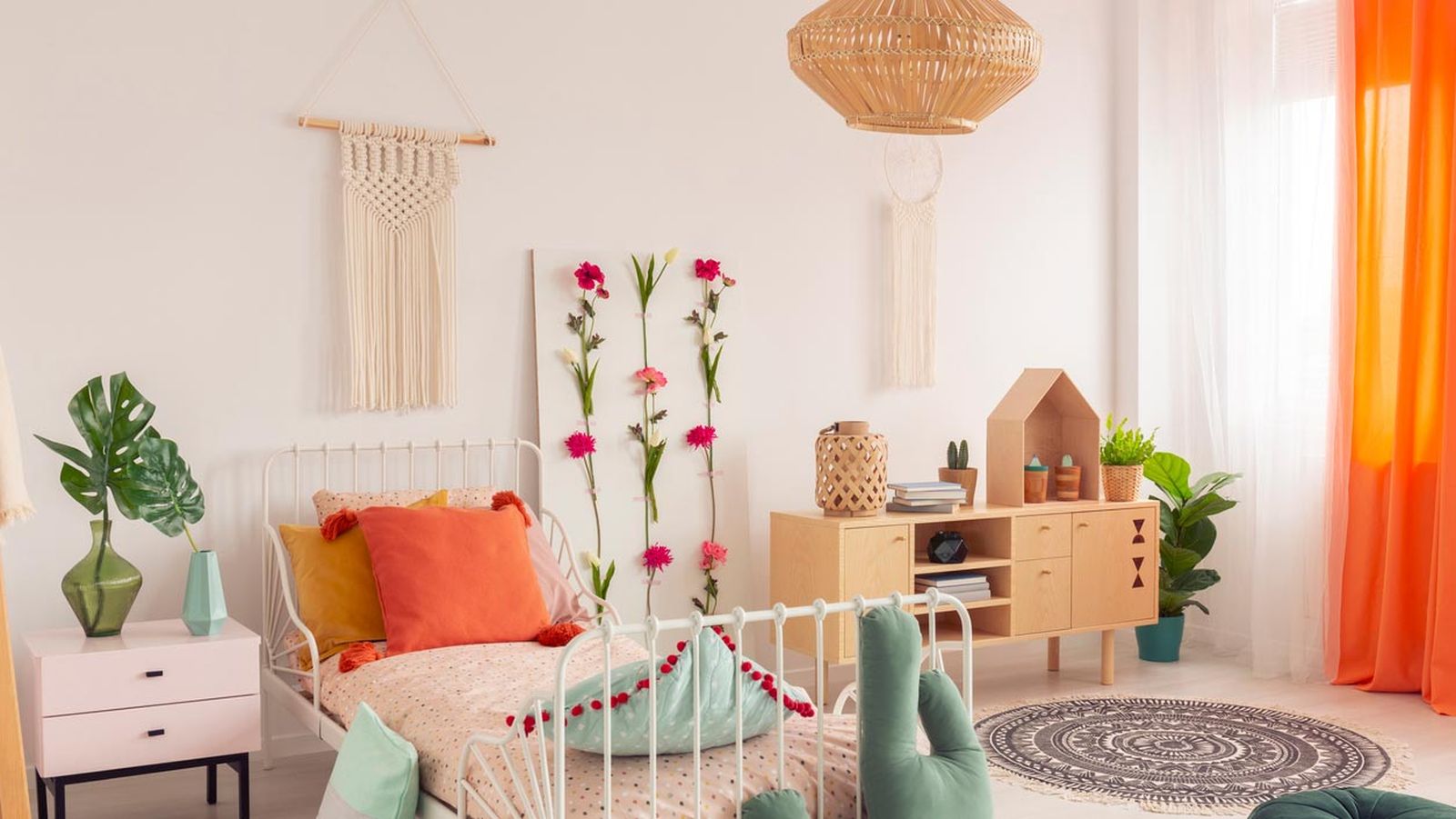 transformar dormitorio adolescente en habitacion mujer joven