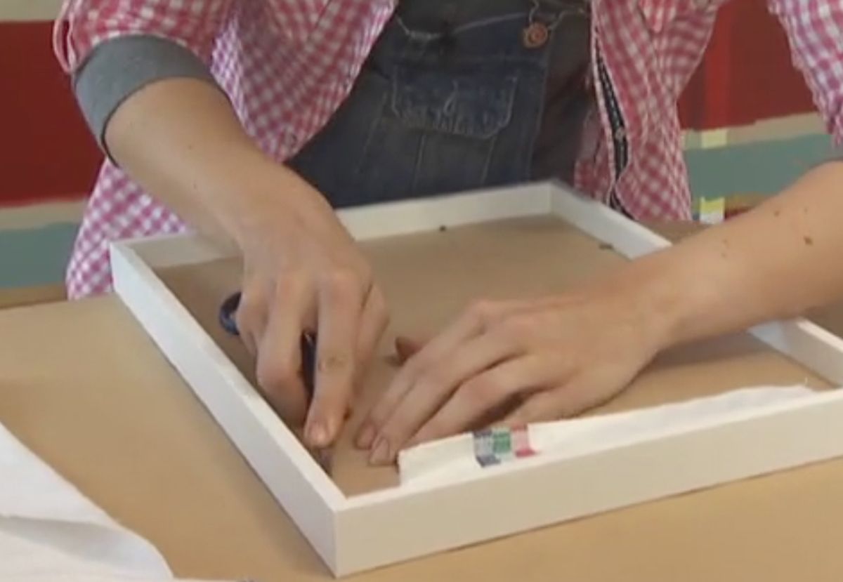 Hacer cuadros con elementos de costura paso 4