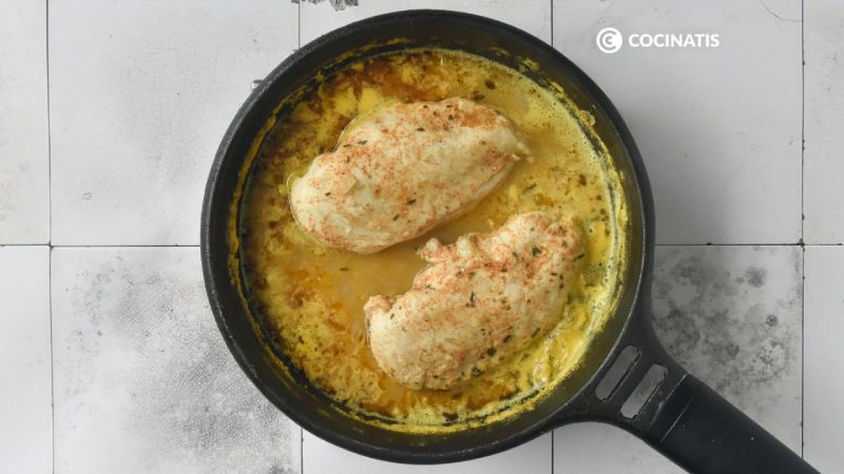 Preparamos la salsa de naranja para el pollo