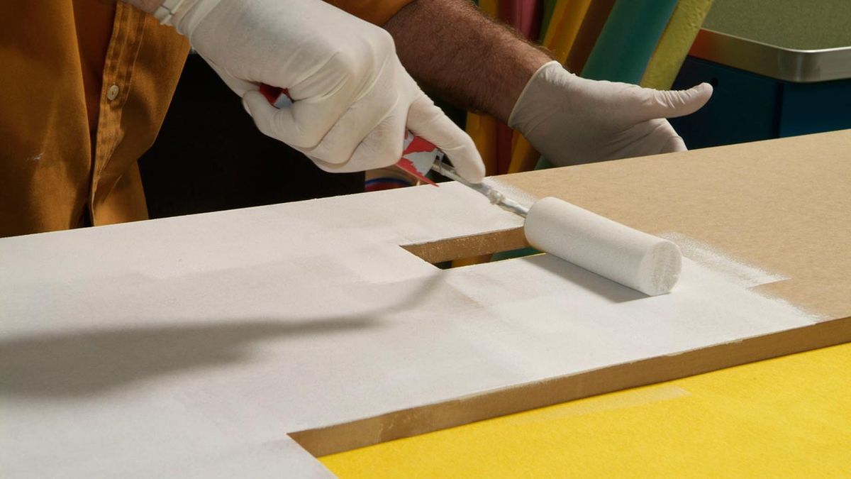 Mueble chimenea paso 12