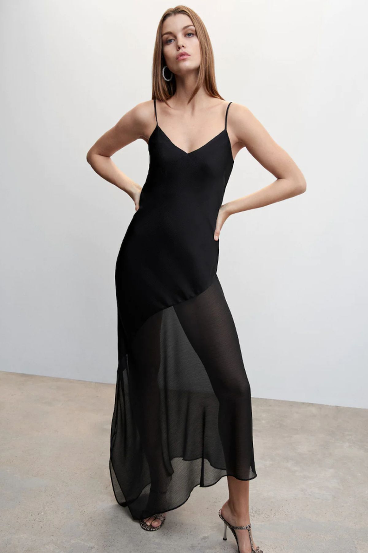 la nueva colaboracion de Camille x Mango que hara temblar a los disenos de Zara vestido