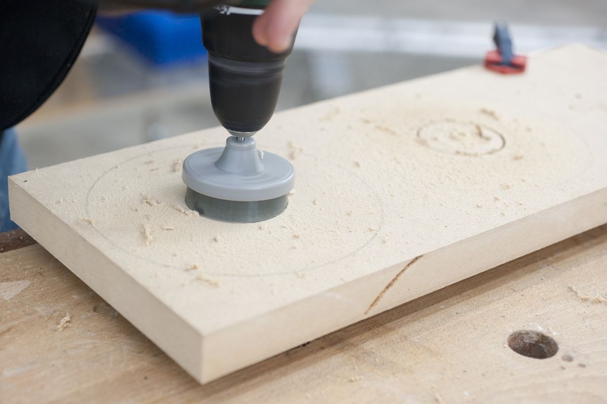 Bricomania 687 Mueble multimedia giratorio p3