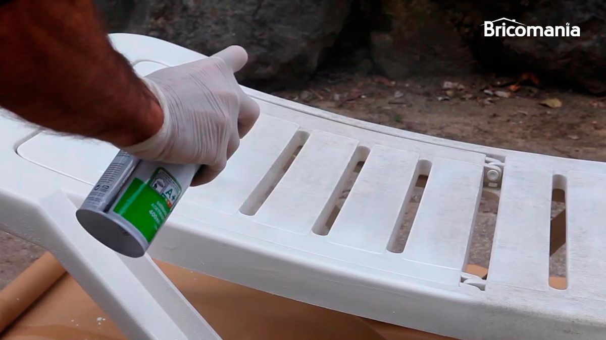 Como pintar una tumbona de plastico