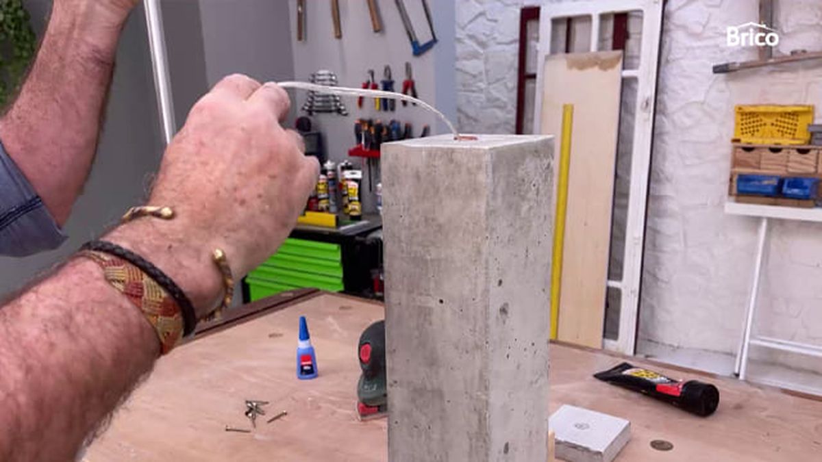 Bricomania 30 Lampara de pie industrial paso 13