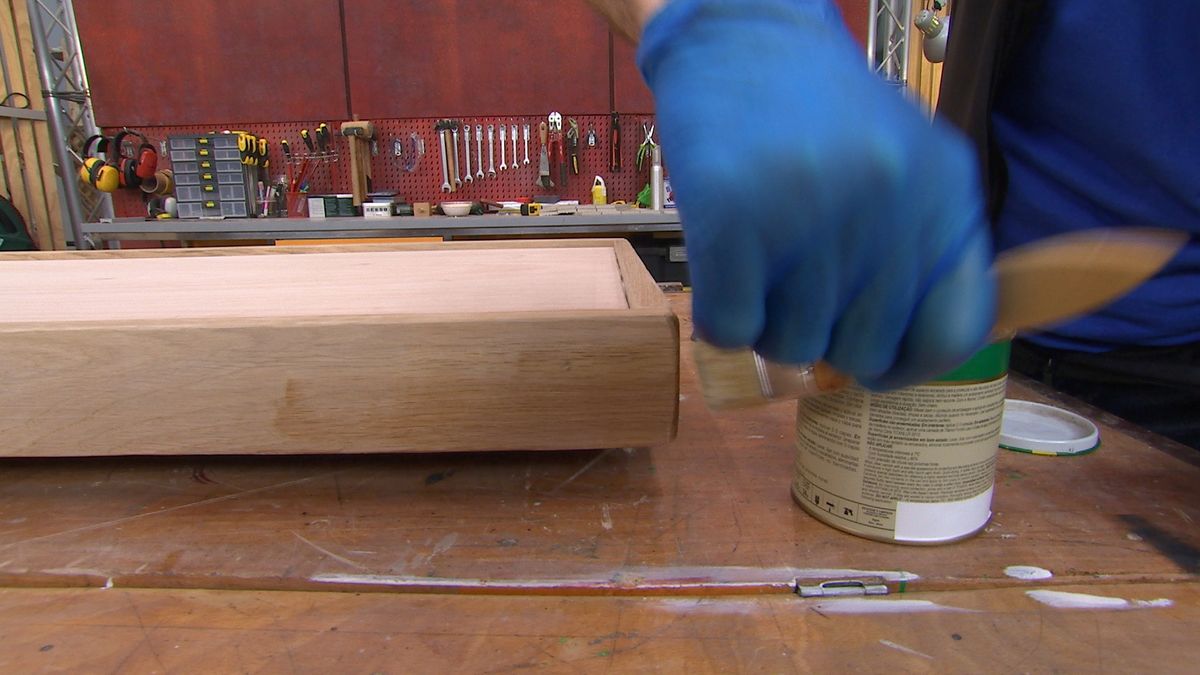 Mesa con revestimiento porcelánico paso 7