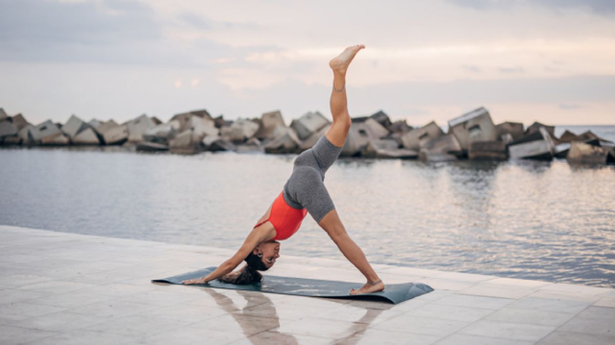 las mejores esterillas de yoga por menos de 30 euros segun la OCU exterior