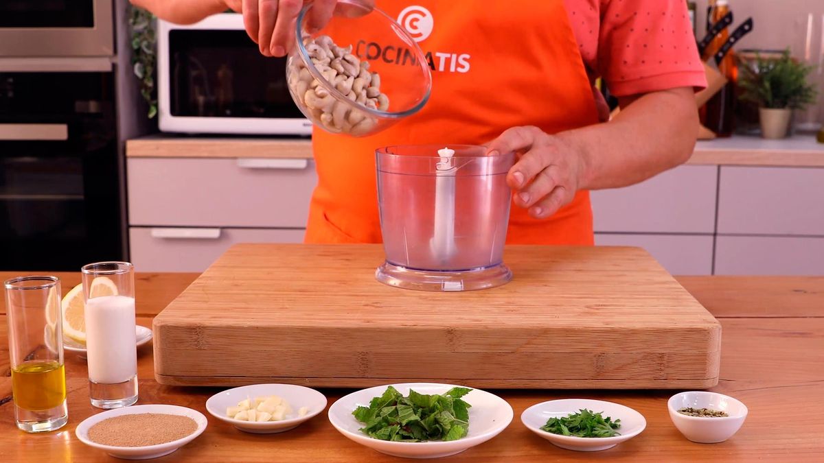 Volovanes rellenos de pollo, champiñones y paté vegetal   paso 3