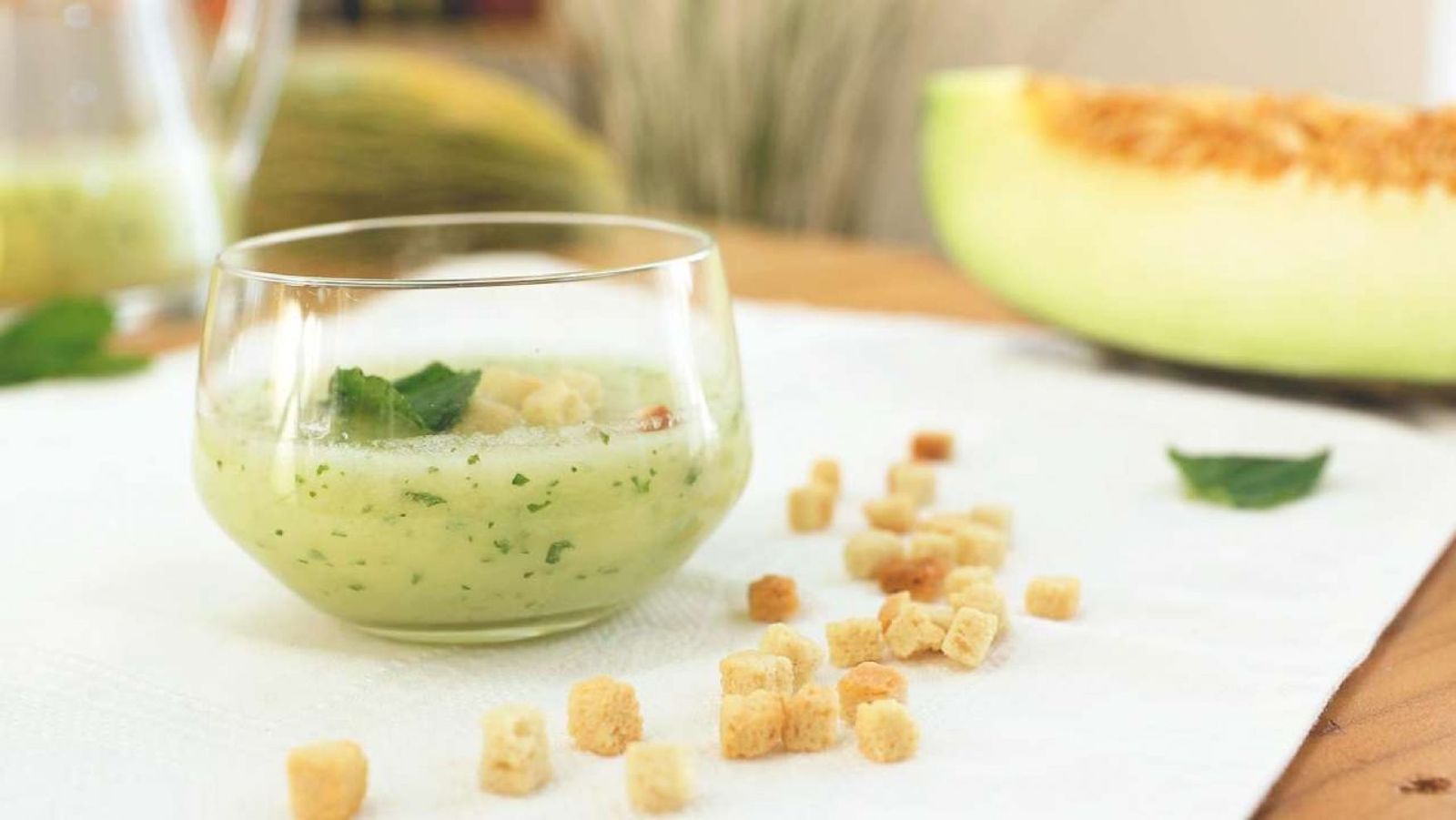 Receta de gazpacho de melón y menta