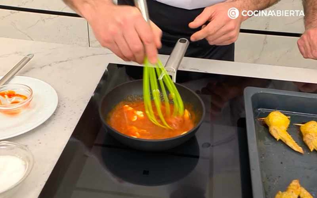 Mezcla los ingredientes